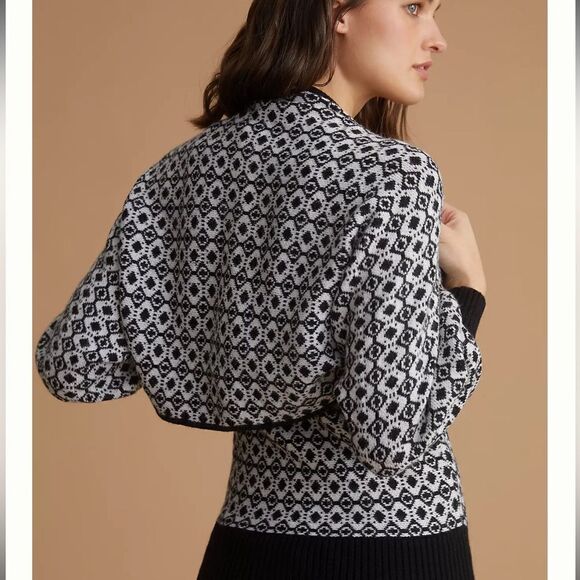 Maeve Sleeve Shrug Sweater Size S - Picture 2 of 4